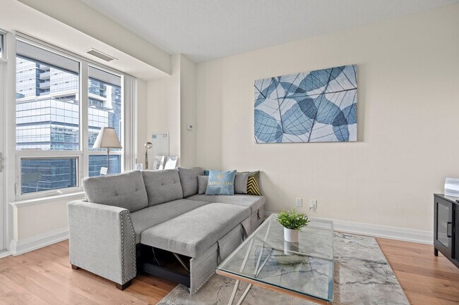 Building Photo - 2 Anndale Dr