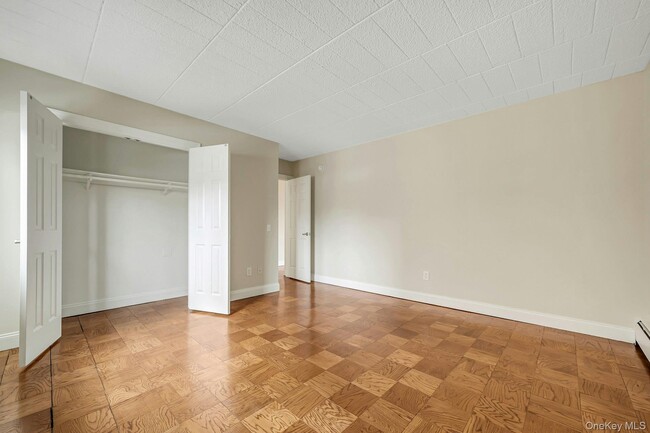 Foto del edificio - 505 White Plains Rd