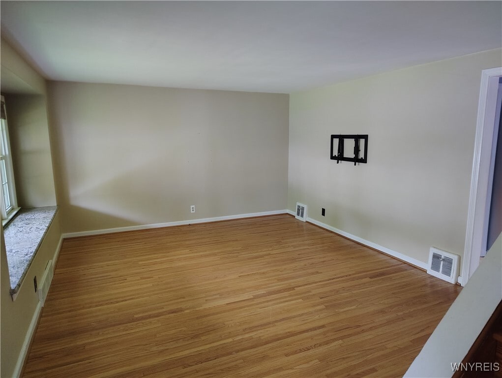 Primary Photo - 39 Manning Rd