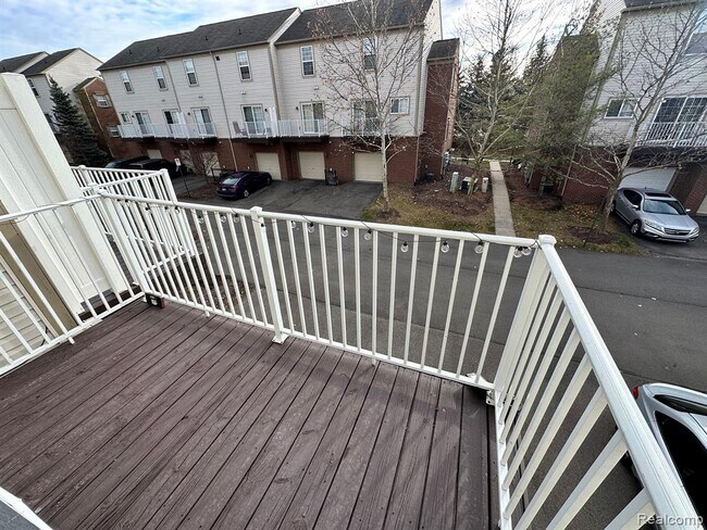 Foto del edificio - 44737 Gwinnett Loop