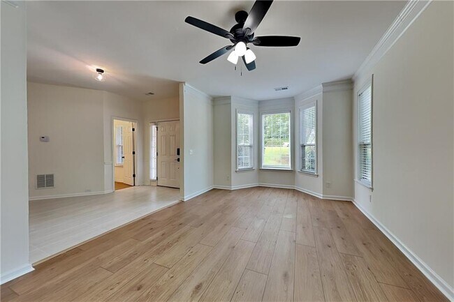 Building Photo - 420 Sable Ct