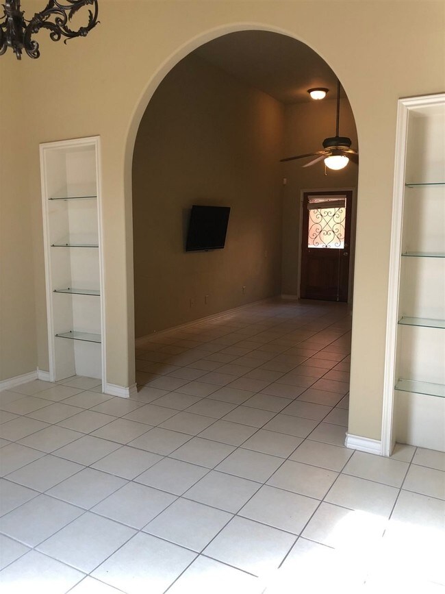 Building Photo - 509 Shiloh Dr