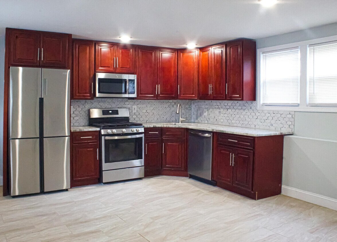513 8th St, Union City, NJ 07087 House for Rent in Union City, NJ