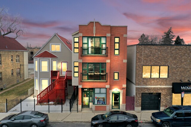 Primary Photo - 4942 N Pulaski Rd