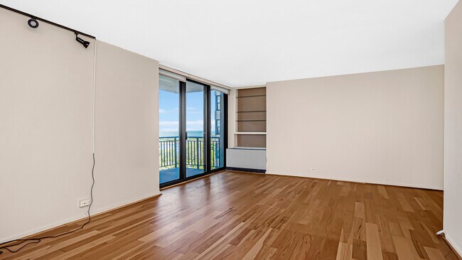 Foto del edificio - 3440 N Lake Shore Dr