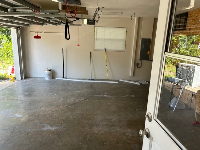 Building Photo - 108 Frances Dr