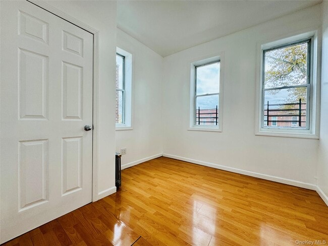 Building Photo - 31-16 84th St