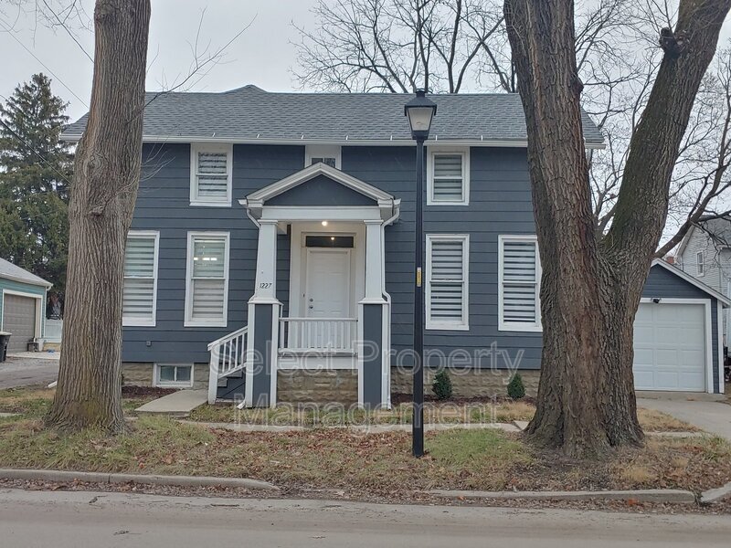 1227 College St, Fort Wayne, IN 46802 House Rental in Fort Wayne, IN