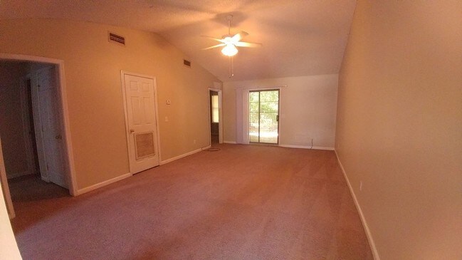 Foto del edificio - Admirals Walk