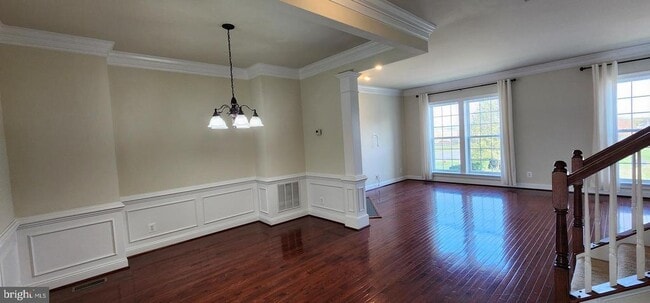 Building Photo - 303 Pink Azalea Terrace SE
