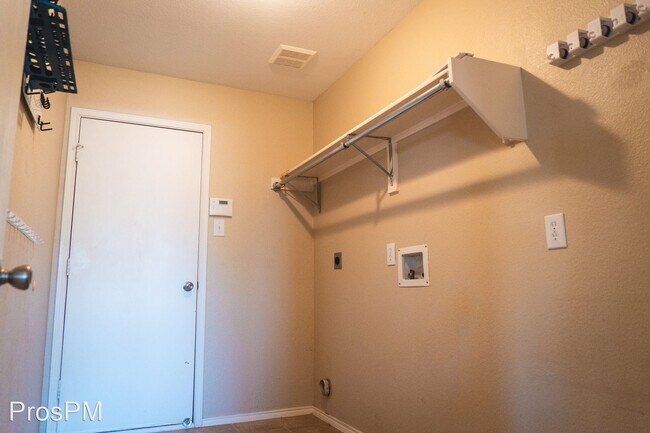 Foto del edificio - 4 br, 3 bath House - 1821 Morning Dove