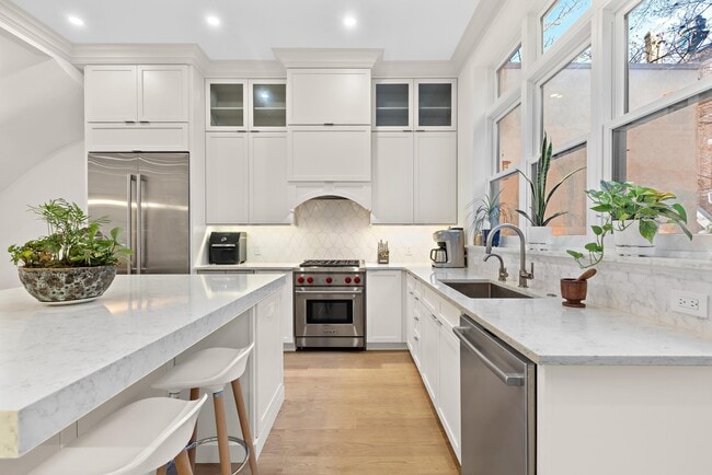 Building Photo - 1111 Bloomfield St