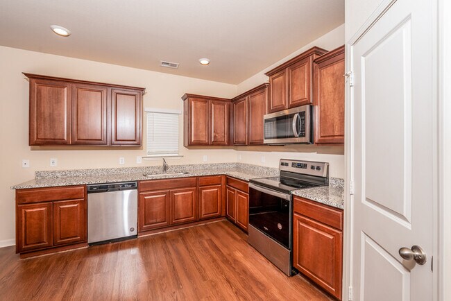 Foto del edificio - House for rent in Springville!