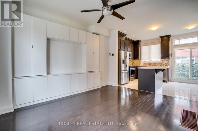 Building Photo - 60 Raffeix Ln