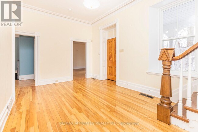 Photo du bâtiment - 64 Clyde St