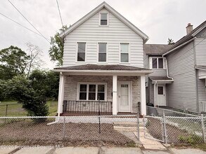 Building Photo - 2920 Marvine Ave