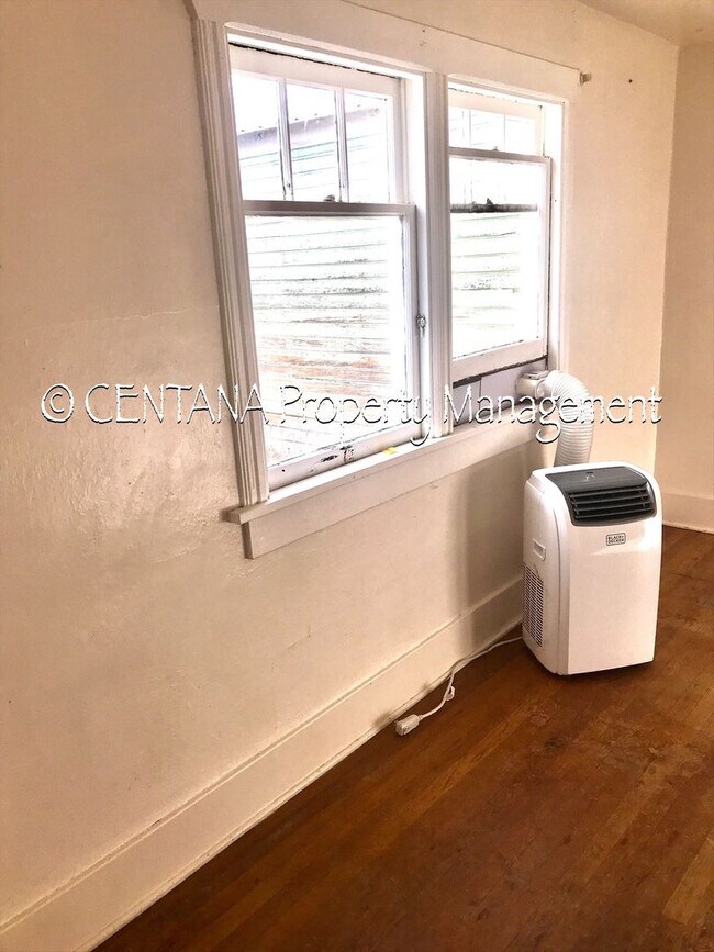 Foto del edificio - 616 E. Fourth