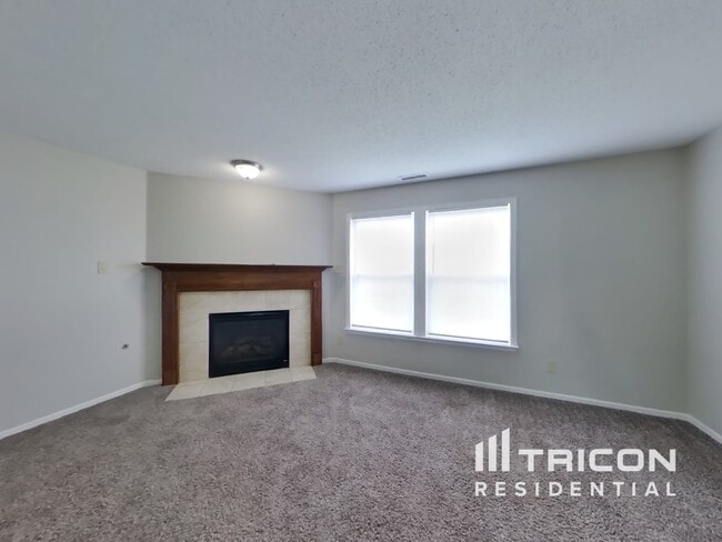 Building Photo - 10823 Firefly Cir