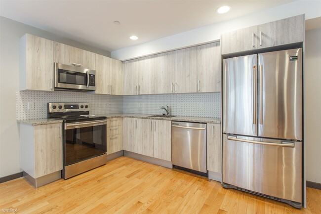 Foto del edificio - 2541 Montrose St
