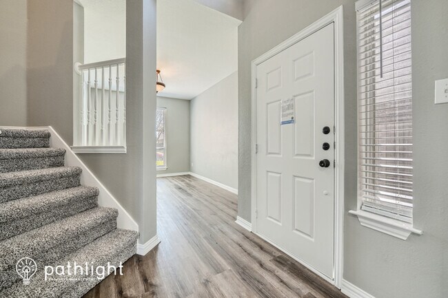 Foto del edificio - 5451 Pecan Creek Circle, Fort Worth, TX, 7...