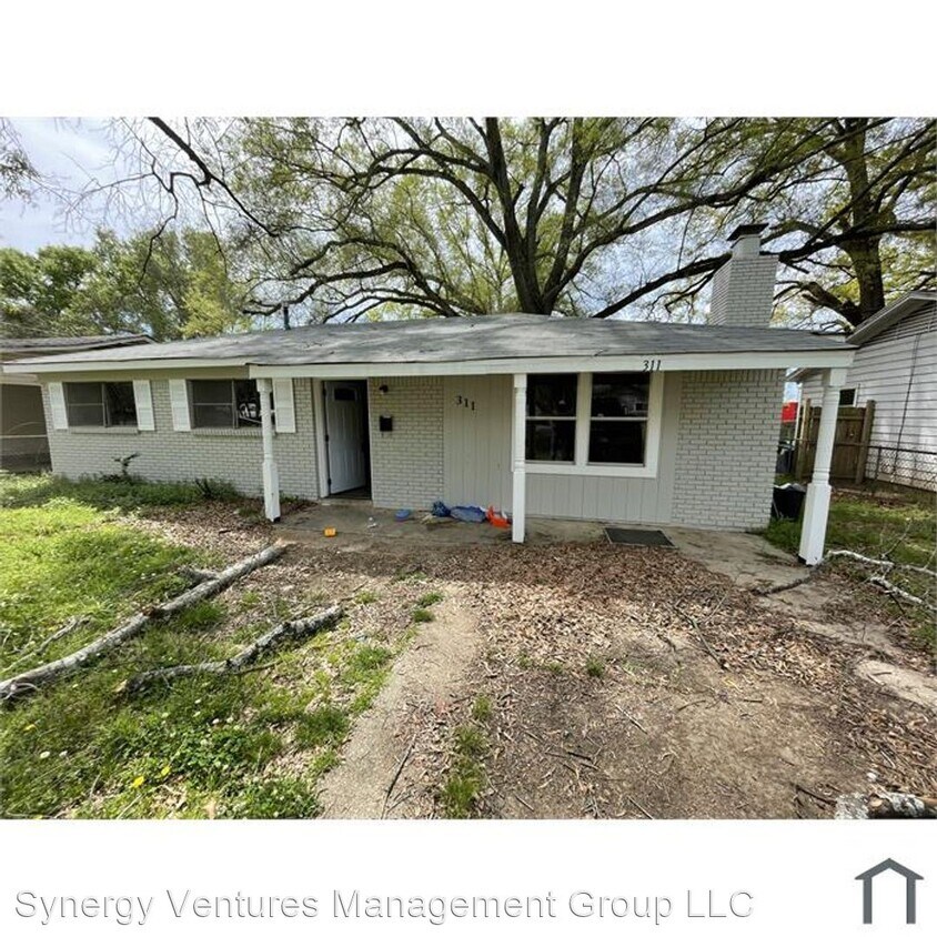 3 br, 1 bath House 311 W 83 House Rental in Shreveport, LA