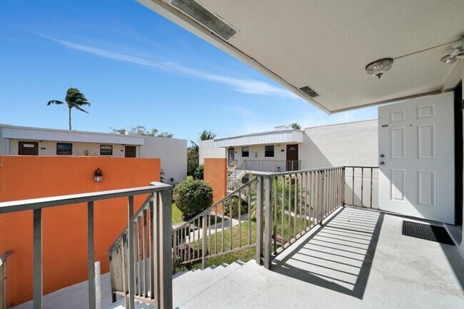 Foto del edificio - 516 Osprey Dr