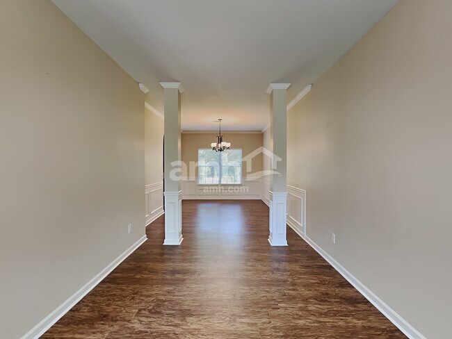 Foto del edificio - 2934 Gayle Manor Ln