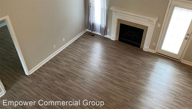 Foto del edificio - 3 br, 2.5 bath House - 645 Crystal Spring ...