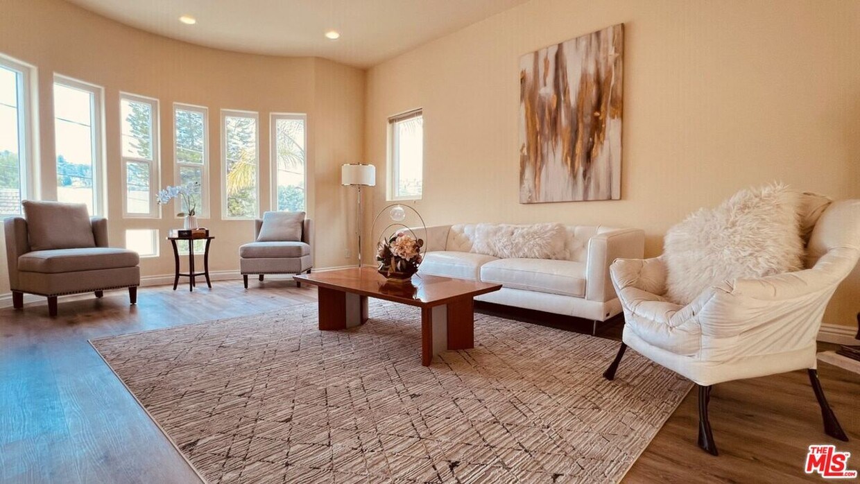 4324 Saltillo St, Los Angeles, CA 91364 - House Rental in Los Angeles, CA |  Apartments.com, image size:1240x698