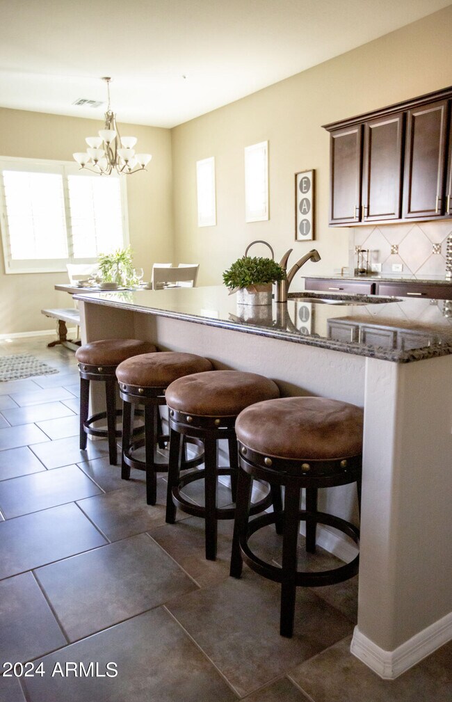 Building Photo - 6331 S Fresno St