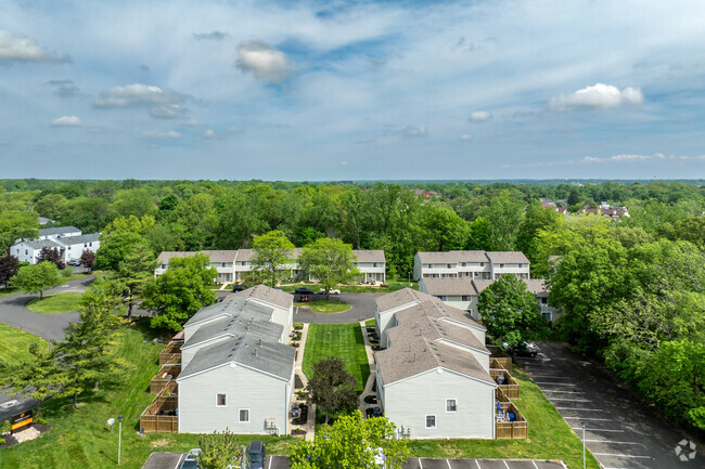 Building Photo - Great North Woods Phase II Condos