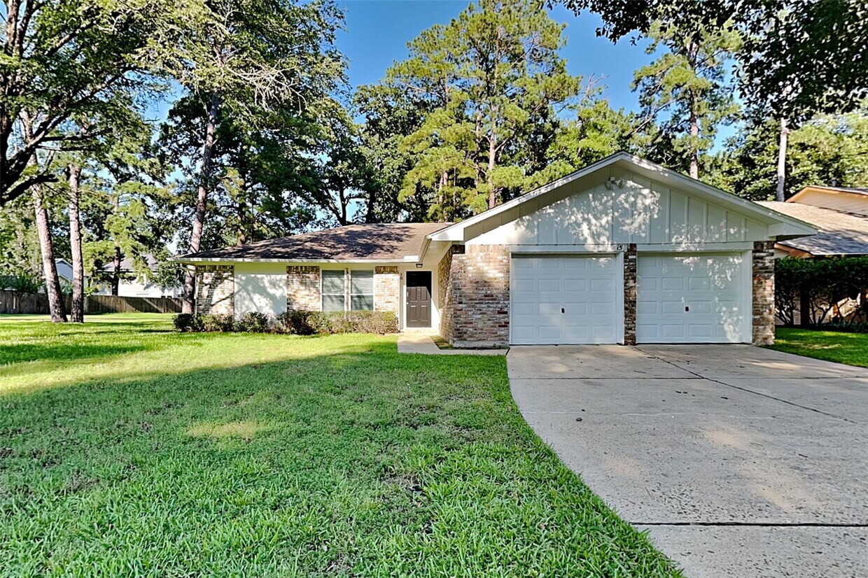 15 S Drifting Leaf Ct, Spring, TX 77380 House Rental in Spring, TX
