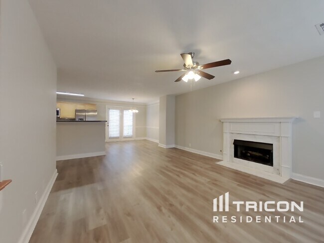 Building Photo - 1664 Bridgecrest Drive Antioch TN