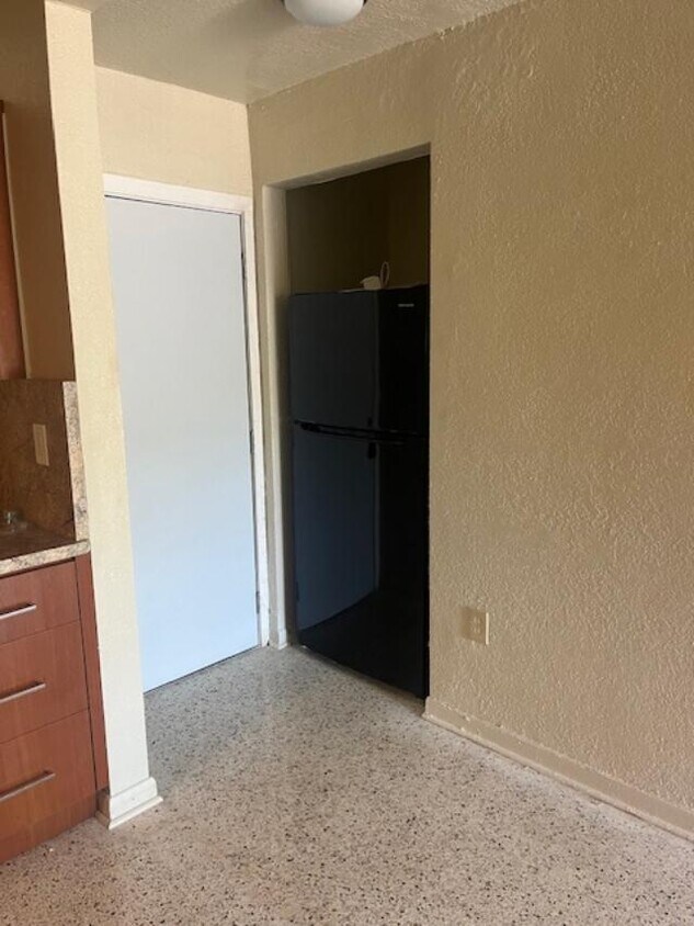 Foto principal - 2385 NW 11th St