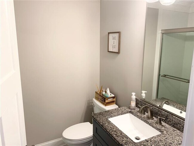 Foto del edificio - 310 Cottage Ct