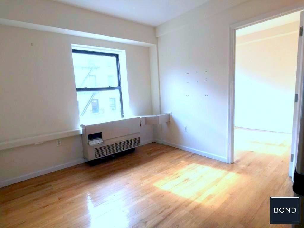 Foto principal - 219 1st Avenue