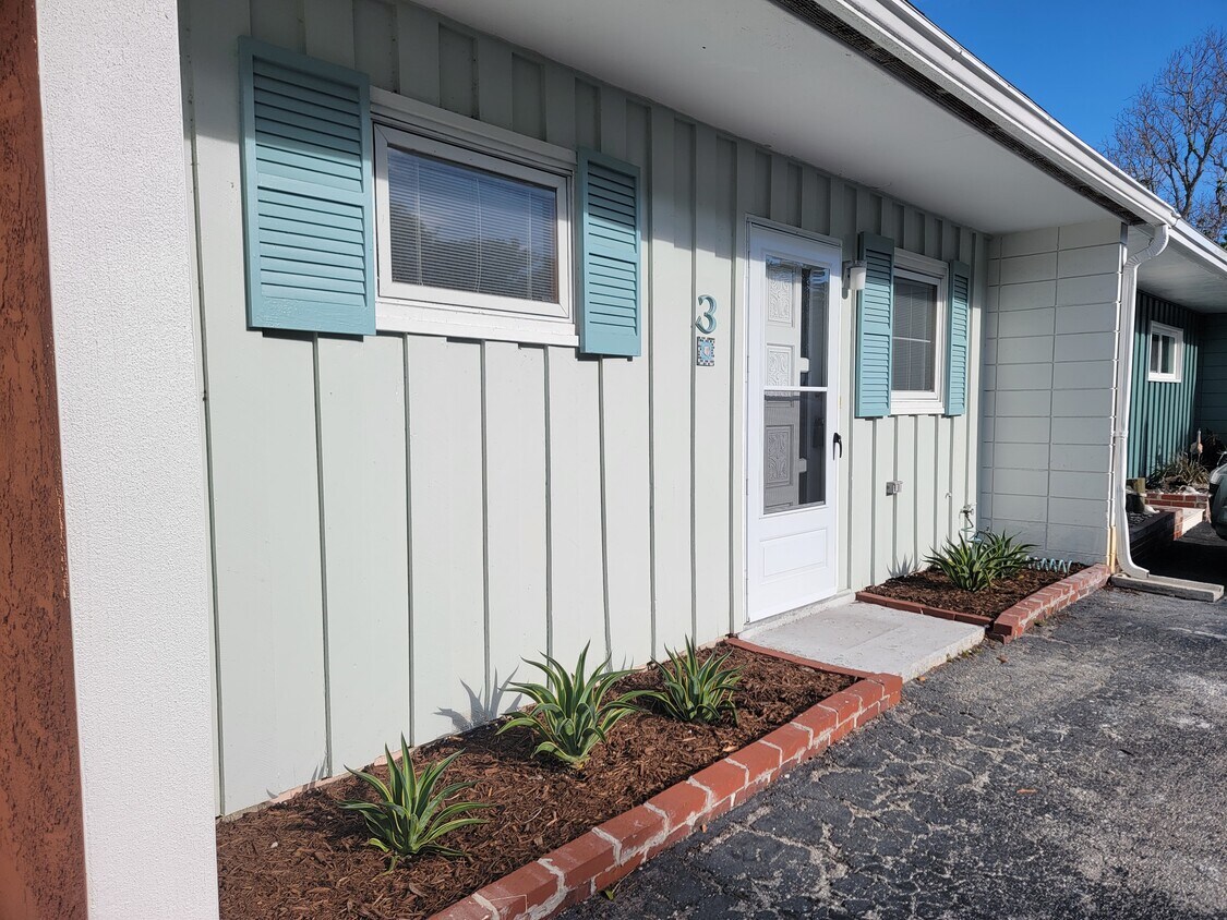 729 Saint Judes Dr S Unit 3, Longboat Key, FL 34228 Condo for Rent in