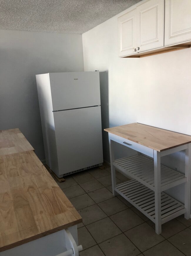 Foto del edificio - 6453 Kanan Dume Rd