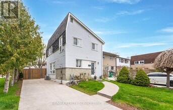 Building Photo - 9 Hawkins Ct