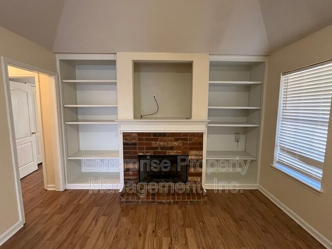 Foto del edificio - 1421 Radley Cove