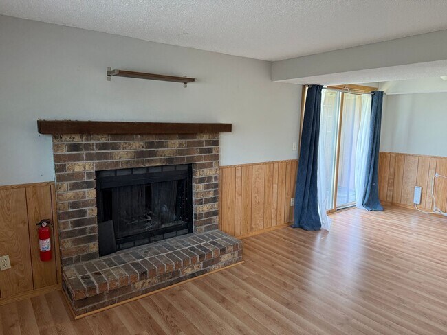 Foto del edificio - Low Maintenance Living - 2 Bedroom 2 Bathr...