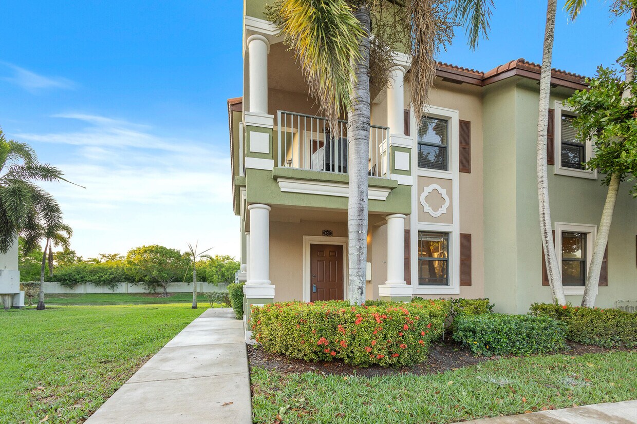 Foto principal - 3585 NE 5th St