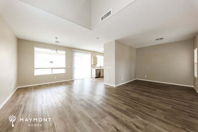 Building Photo - 11376 W Yavapai St