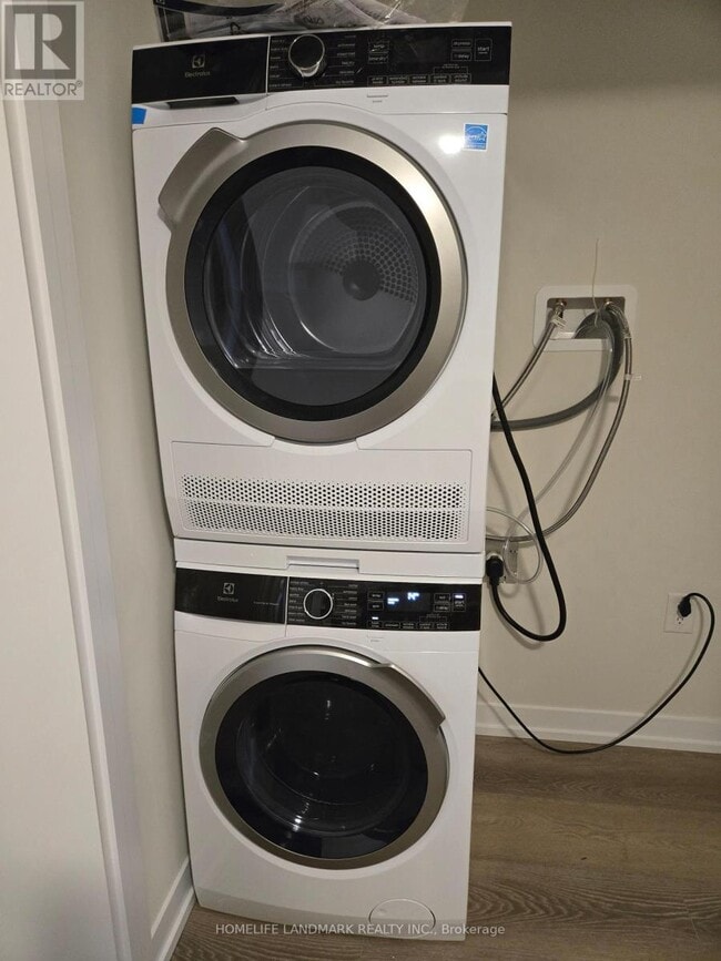 Building Photo - 18 Ziibi Wy