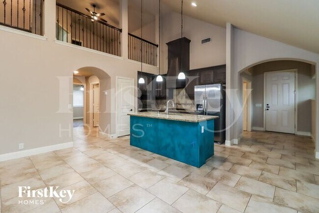 Building Photo - 1121 Marigold Dr