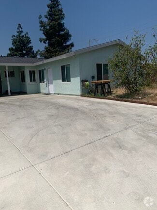 Building Photo - 8857 Comanche Ave