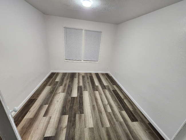 Foto del edificio - 1309 N Main St