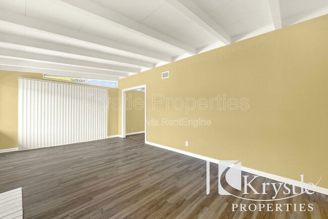 Building Photo - 1114 Coronel Ave