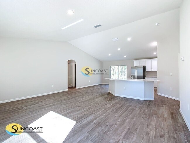 Foto del edificio - 2639 W Felton Ln