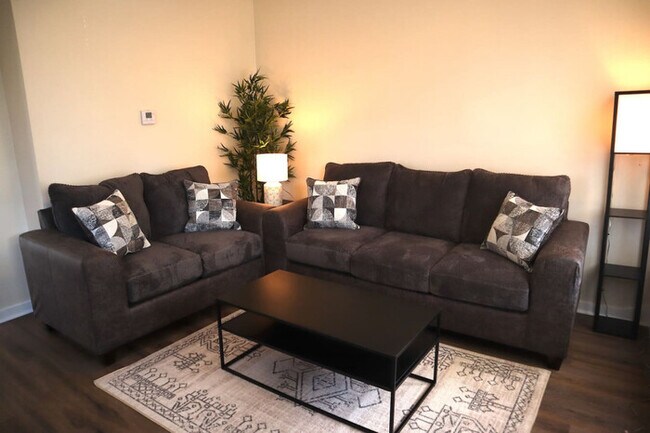 Foto del edificio - Charming, Newly Updated Home!